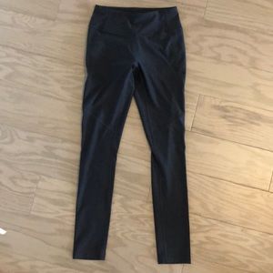 Outdoor Voices NEVER WORN LEGGINGS